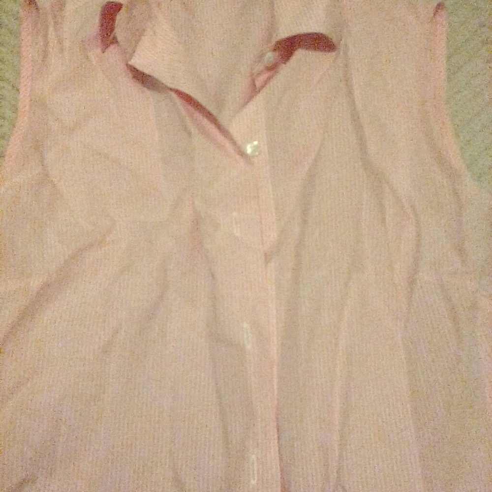 Sleeveless pink pinstripe shirt